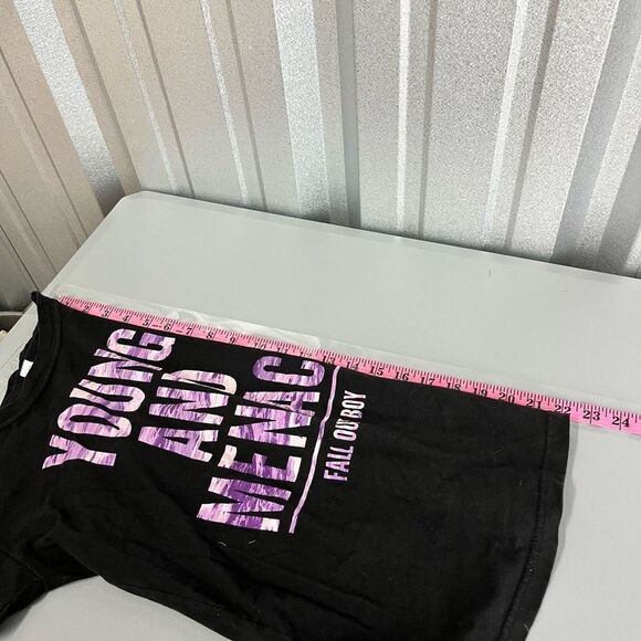 Fall Out Boy T-Shirt Young‎ and Menace Graphic Tee Band Tee Y2K Small - Picture 5 of 5